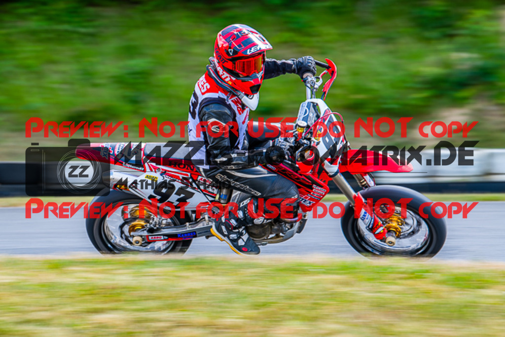 MaZZes_FotoMatrix_220528_4979 | Fotograf Mathias Schmid
Sportfotograf,
Eventfotograf,
Hochzeitsfotograf,
Portraitfotograf