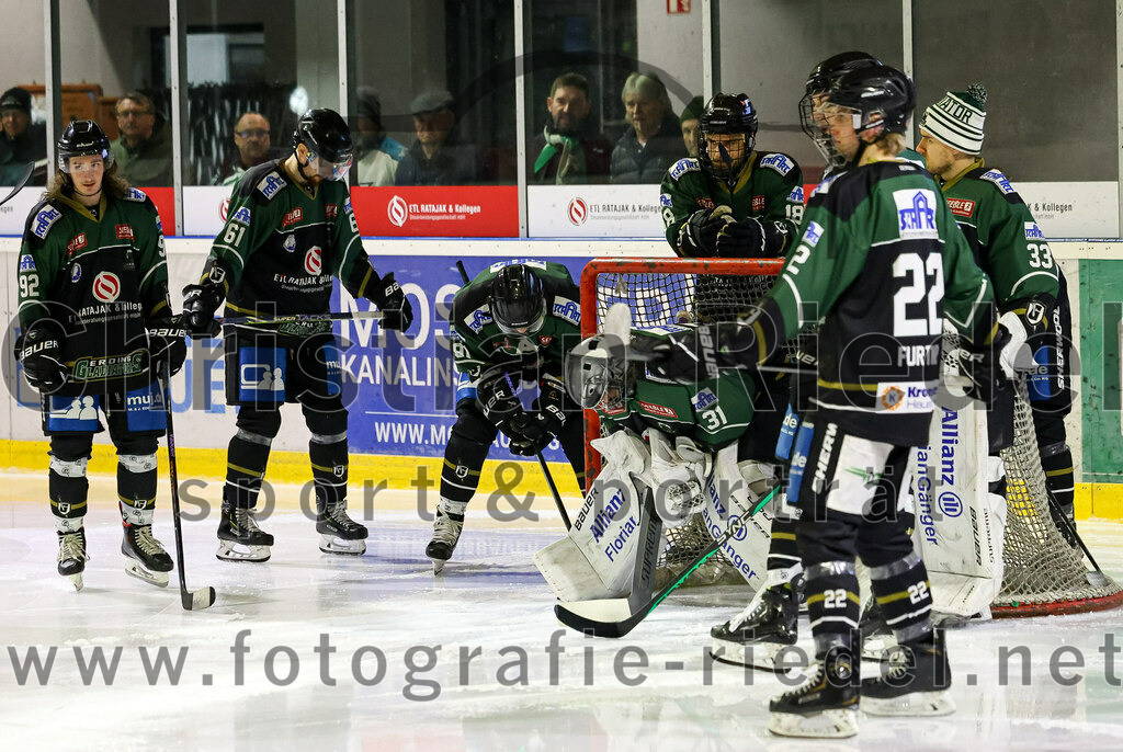 2023-03-14_004_TSV_Erding_gegen_TEV_Miesbach | Erding, Deutschland, 14.03.2023:
Eishockey, Bayernliga Playoffs 2022 / 2023, Halbfinale, TSV Erding gegen TEV Miesbach, Endergebnis: 5:3

Foto: Christian Riedel / fotografie-riedel.net