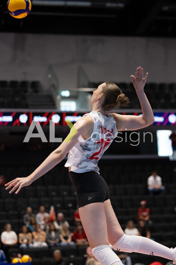 Georgia v Switzerland - CEV European League Women | KRIENS, SWITZERLAND - JUNE 12: FIONA MAEDER of Switzerland during the CEV European League match between Georgia and Switzerland at Pilatus Arena on June 12, 2026 in Kriens, Switzerland. - Realisiert mit Pictrs.com