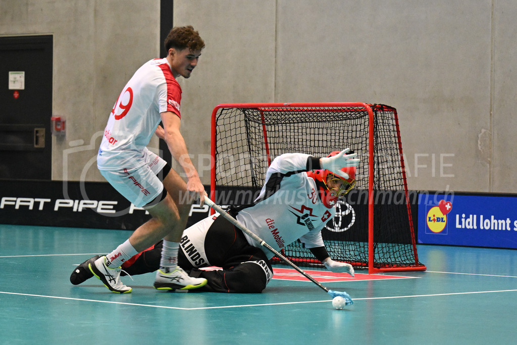 Switzerland B U19 vs Switzerland U19 - 4. February 2024 | Switzerland B U19 vs Switzerland U19
U19 Men International Matches in Switzerland
GoEasy Arena, Siggenthal Station
Switzerland forward #19 Noël Greber against Switzerland goalie #30 Ilja Brunner.
Credit: Markus Aeschimann | <a href="https://www.markus-aeschimann.ch">Sportfotografie Markus Aeschimann</a> | <a href="https://www.instagram.com/sportfotografie.aeschimann">@sportfotografie.aeschimann</a> - Realisiert mit Pictrs.com