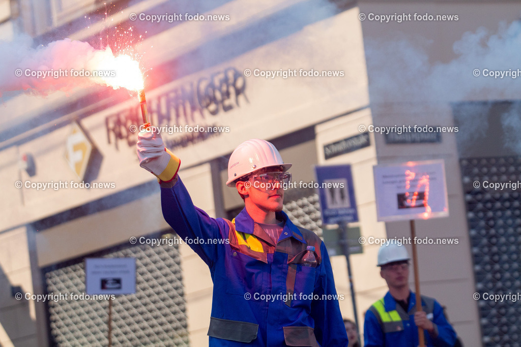Hauptplatz Linz_ 1. Mai Umzug 2025_ 01.05.2025-27 | 01.05.2025, Hauptplatz Linz, AUT, Hauptplatz Linz, im Bild 1. Mai Umzug 2025 Linz Hauptplatz, SPOE 