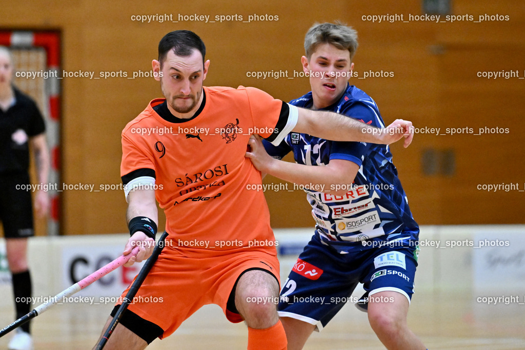 VSV Unihockey vs. SZPK Floorball | #9 András Molnár SZPK SÁROSI OPTIKA KOMÁROM, #72 Kilian Kronig VSV Unihockey, VSV Unihockey vs. SZPK Floorball, VSV Unihockey vs. SZPK Floorball am 23.11.2024 in Villach (Ballspielhalle St. Martin), Austria, (Photo by Bernd Stefan)