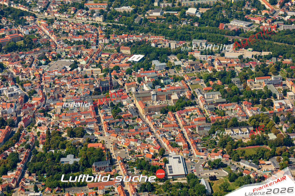 Schrägluftbild  Skyline  Apolda - Das Luftbild wurde 2025 vom UL-Flugzeug heraus erstellt (ohne Drohne- keine Drohnenaufnahme ) - Hochauflösende Luftaufnahme -Nicht vergleichbar mit Google Maps oder Satelittenbilder- Die Geschenkidee !Mit Lizenz und Bildrechte bestellbar