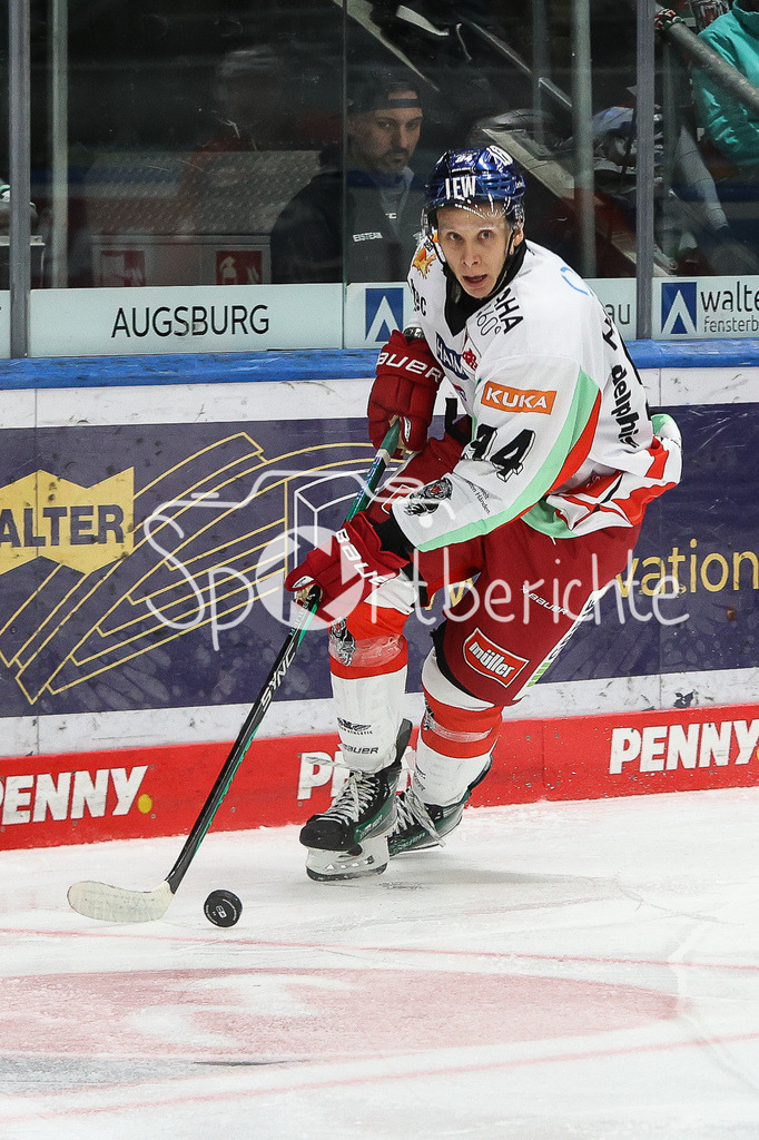 Augsburger Panther - Nürnberg ICE Tigers | Anrei HAKULINEN (AEV #94) am Puck / Freisteller / Einzelfoto / DEL Retro Spiel