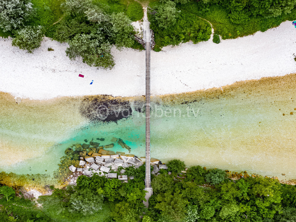 Hängebrücke über die Soca bei Bovec | Luftbilder, Drohnenbilder, Oberfranken, Bayern, Kronach, Lichtenfels, Kulmbach, Thüringen, Frankenwald, Thüringerwald - Realisiert mit Pictrs.com