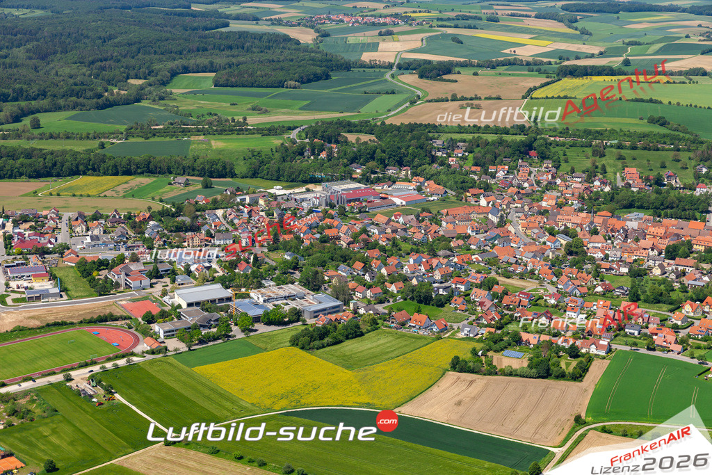 Das Luftbild der Stadt Schesslitz wurde 2019 vom Flugzeug heraus erstellt (keine Drohne) Aufnahmehöhe ca.400 Meter- hohe Auflösung- beste Druck-Qualität garantiert!