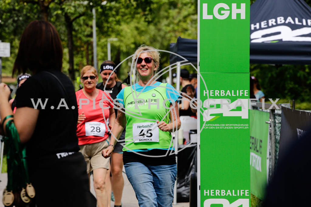 ..... | INNSBRUCK,AUSTRIA, 13.07.24, HERBALIFE 5K Innsbruck  , Image shows: Photo: WAPICS / Andreas Willdoner