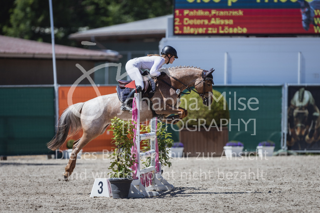 230610_Mühlen_Quali5j-945 | Deine schönsten Turniermomente als professionelle Fotos! Entdecke hochwertige Pferdesport-Fotografie im Online-Shop. Jetzt Fotos finden & bestellen!