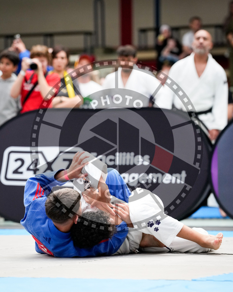 20250920PBB0368 | Athletes compete during the AJP Tour Hamburg International Jiu-Jitsu Championship, on September 20, 2025 in Hamburg, Germany. © Chiara Dazi / photoblackbelt