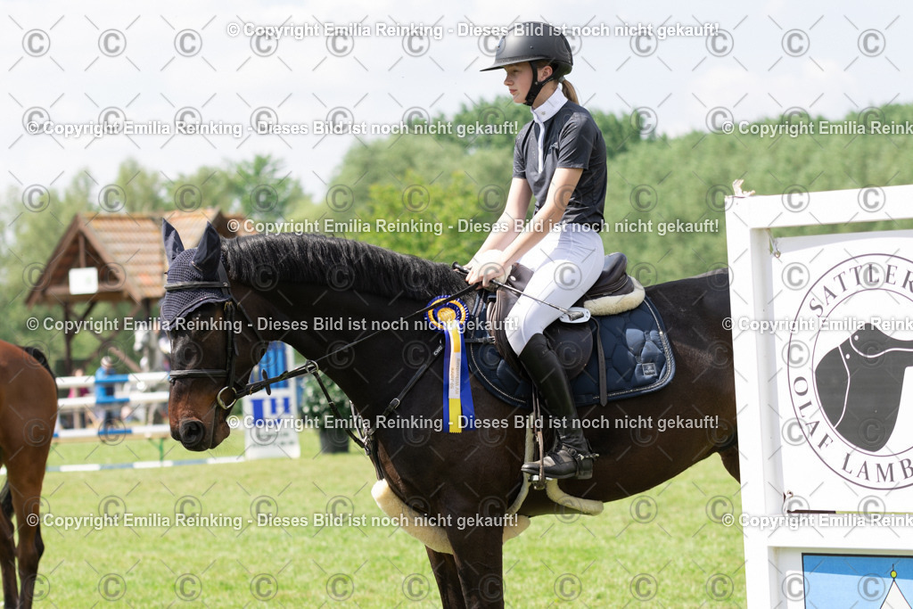 CL5A3631 | Emilia Reinking Fotografie - Realisiert mit Pictrs.com