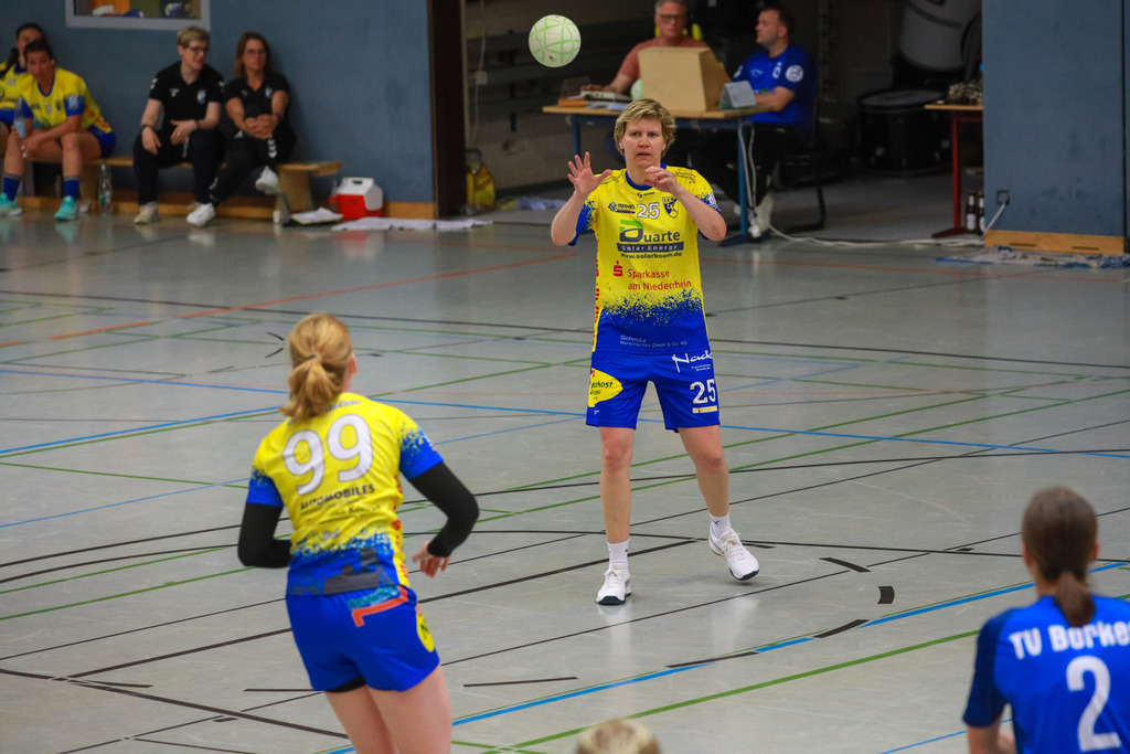 SVN_BorkenII_100525_074 | Bildergalerie von Sport-Ereignissen aber auch von weiteren spannenden Dingen - nicht nur vom Niederrhein. In Anlehnung an den bekannten Spruch von Hanns Dieter Hüsch heißt das Motto: "Niederrhein ist überall".  - Realisiert mit Pictrs.com