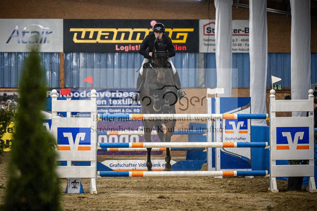 DOS_1674 | Entdecke hochwertige Reitturnierfotos von Foto Oger. Professionell, emotional und authentisch – jetzt Lieblingsmomente im Shop bestellen.Deutschlandweite Turnierfotografie. - Realisiert mit Pictrs.com
