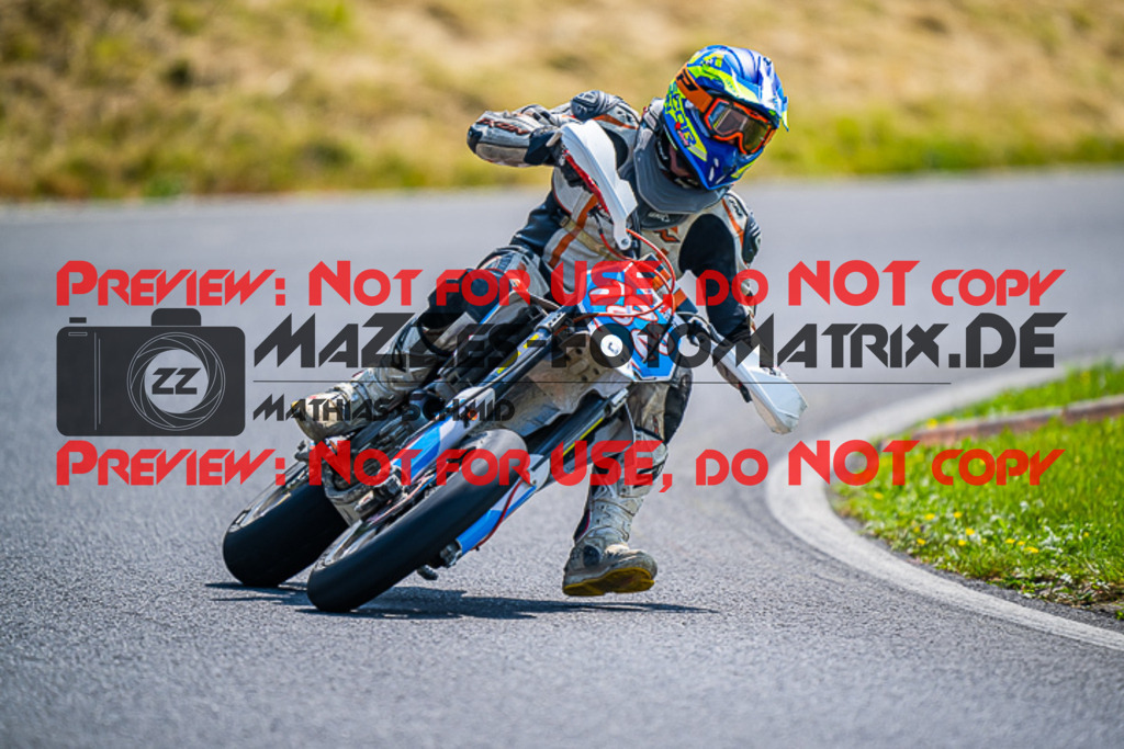 MaZZes_FotoMatrix_230528_2534 | SENIOR