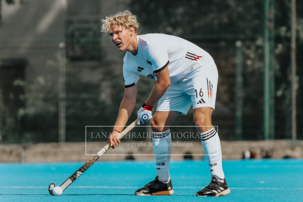 U18_EM_BOYS_HF1_GER-BEL_18.07.25_Lille (226 von 900) | lanaschraderfotografie - Realisiert mit Pictrs.com