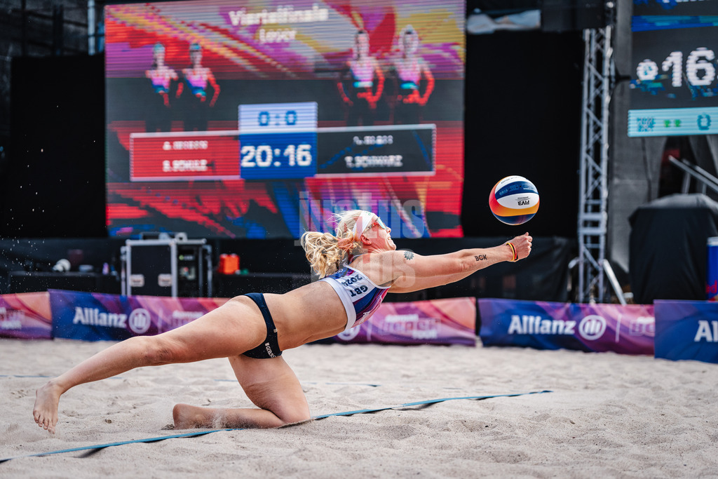 Beachvolleyball | Frauen | Allianz German Beach Tour 2024 | Tourstop Kühlungsborn | 10.08.2024 | Anna Behlen springt zum Ball