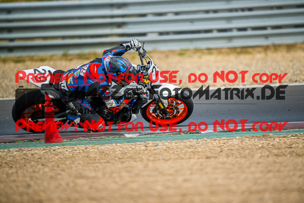 MaZZes_FotoMatrix_220625_1730 | TWINCUP