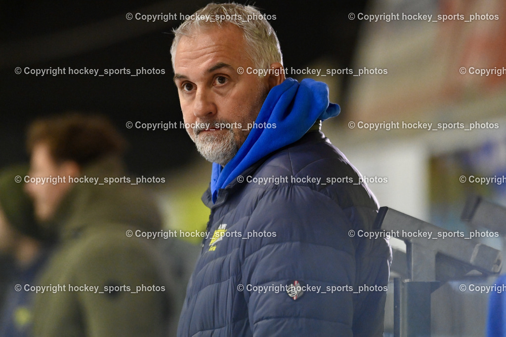 EHC Althofen vs. ESC Steindorf 6.3.2024 | Headcoach EHC Althofen Ressmann Gerald, EHC Althofen vs. ESC Steindorf 6.3.2024, EHC Althofen vs. ESC Steindorf am 06.03.2024 in Althofen (Stadthalle Althofen ), Austria, (Photo by Bernd Stefan)