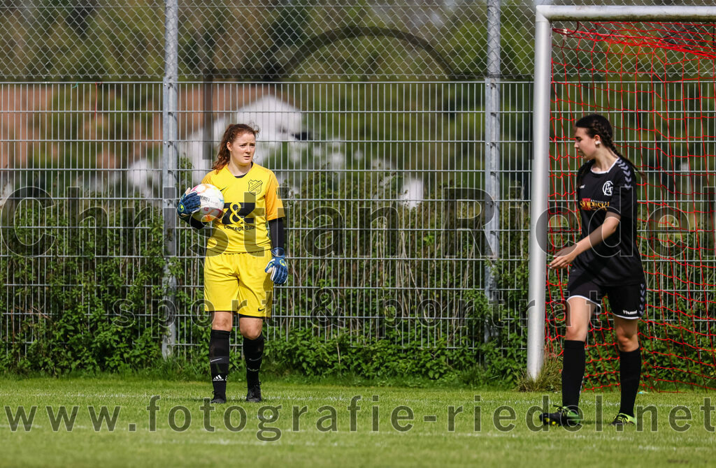 2023-09-03_021_Teamware_Cup_2023 | Oberding, Deutschland, 03.09.2023:
Fußball, TS Teamwear Cup 2023, Vorrunde, FC Schwaig gegen FC Langengeisling, Endergebnis: 

Foto: Christian Riedel / fotografie-riedel.net