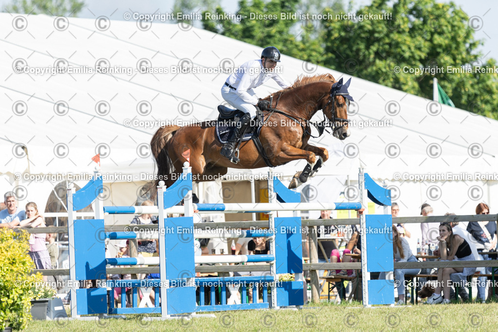 CL5A5438 | Emilia Reinking Fotografie - Realisiert mit Pictrs.com