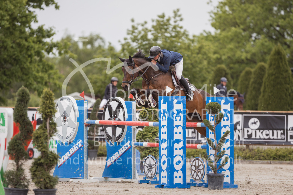 230520_MayDays_Zeit-S-310 | Deine schönsten Turniermomente als professionelle Fotos! Entdecke hochwertige Pferdesport-Fotografie im Online-Shop. Jetzt Fotos finden & bestellen!