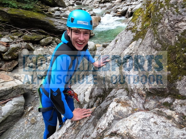 GOPR0938 | Bestelle die Bilder deines Berg- oder Wasser-Abenteuers mit Mountain Sports bequem von zu Hause aus direkt über unseren Online Fotoshop von pictrs.com. - Realisiert mit Pictrs.com