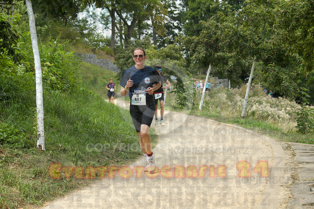250824_1415_EX1_5523 | Sportfotografie im Rhein-Sieg Kreis, Köln, Bonn, NRW, Rheinland Pfalz, Hessen, etc. Unser Tätigkeitsfeld umfasst den Laufsport vom Volkslauf über den Marathon, Duathlon, Triathon bis zum Ultralauf wie Kölnpfad Ultra oder Schindertrail.