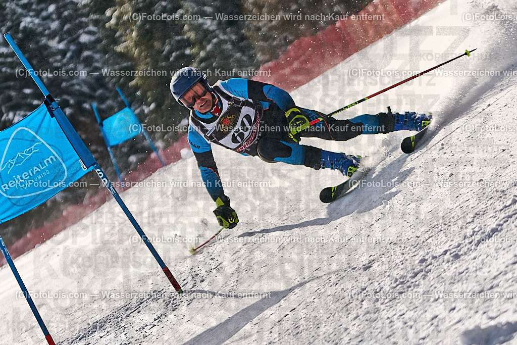 _ALP4277_MASTERS-CUP_Reiteralm_AC-GS_BRABEK Walter | FIS WORLD CUPMASTERS ALPINE SKIING, 28. MÄRZ 2026 - REITERALM | STMK | AUT.   Veranstaltet vom Masters-Referat des Deutschen Skiverbandes (DSV). Durchführende Organisation: WSV Pichl-Reiteralm, unterstütutzt von den Bergbahnen REITERALM bei Schladming und SKI AUSTRIA.                            Disziplin:  GiantSlalom.                                                 Kategorien:  A (Herrn 30-59 Jahre), B (Herrn ab 60 Jahre), C (Damen 30-59 Jahre), D (Damen ab 60 Jahre).                Rennstrecken:   Muldenliftpiste-I &amp; -II auf der Reiteralm.