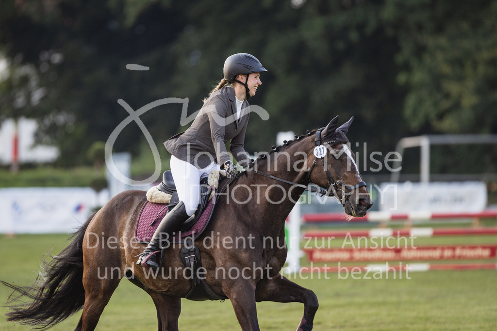 230713_LC_StilA-969 | Deine schönsten Turniermomente als professionelle Fotos! Entdecke hochwertige Pferdesport-Fotografie im Online-Shop. Jetzt Fotos finden & bestellen!