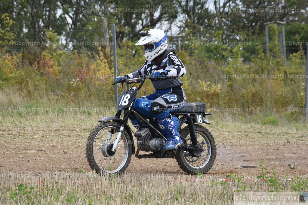 DSC_0791 (2) | Sportfotografie , Motorsport, Motoross, Reitsport, Mointainbike, Enduro,
Landschaft , Outdoor, Eventfotografie, Landschaft, Bilder online bestellen - Realisiert mit Pictrs.com