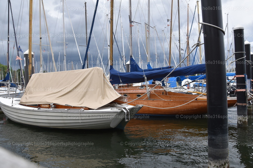 DSC_0035 | Sportfotografie , Motorsport, Motoross, Reitsport, Mointainbike, Enduro,
Landschaft , Outdoor, Eventfotografie, Landschaft, Bilder online bestellen - Realisiert mit Pictrs.com