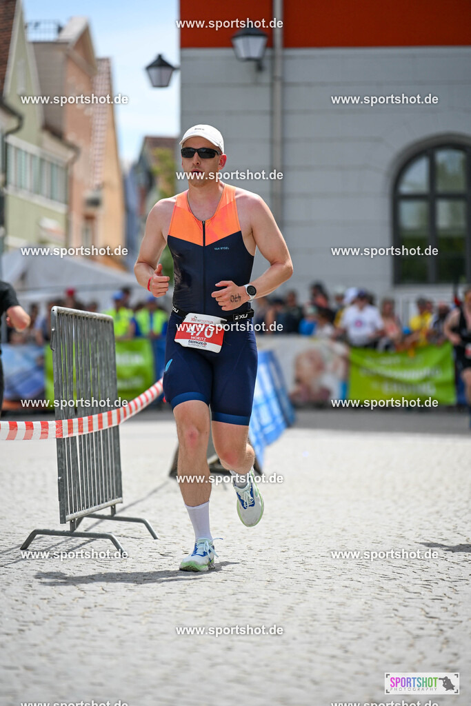SZI_8812 | Stadttriathlon Erding 2025. #yourpictrs #sportshot_your_pictrs @Sportshotphotography #stadttriathlonerding Copyright: www.sportshot.de