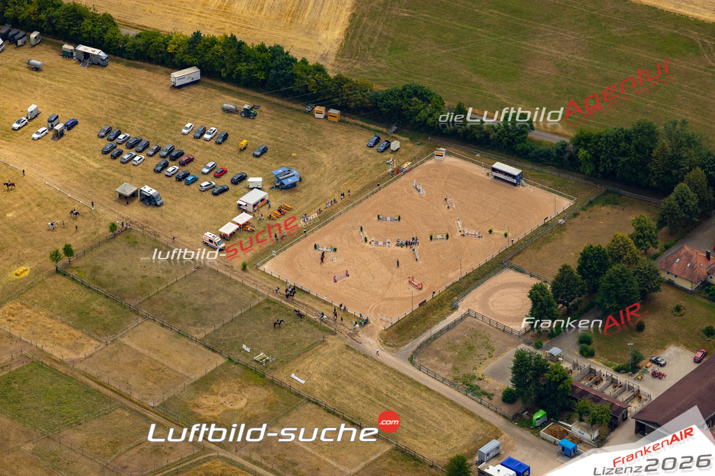 Aktuelles Luftbild von Gösseldorf Ansbach - Die Luftaufnahme wurde 2022 mittels UL-Flugzeug erstellt ( keine Drohne ) - hochauflösende Kamera-Systeme von  Canon -Beste Qualität - Für grossformatige Ausdrucke geeignet. Die Geschenkidee !