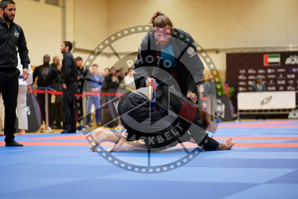 20240203PBB05175 | Fighters compete during the Brazilian Jiu-Jitsu Championship of the AJP Tour in Maintal by Frankfurt am Main, Germany, on February 2, 2024.