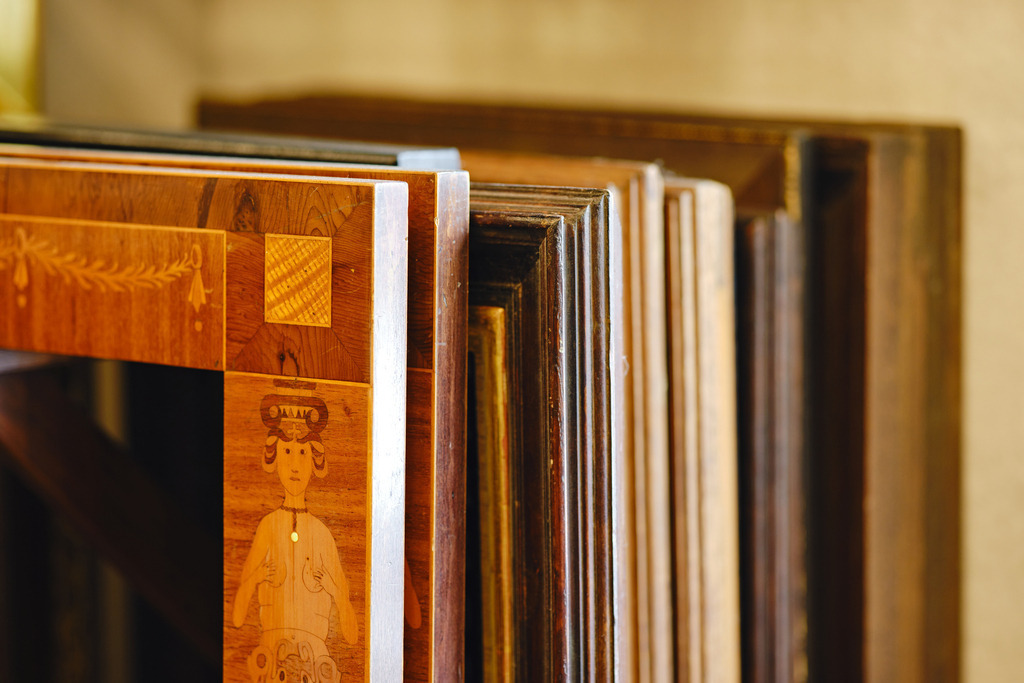 Bühlmayer Hofvergolder | WIen, Austria - April 29, 2025; C. Bühlmayer - K.u.K. Hofvergolder. - Realisiert mit Pictrs.com