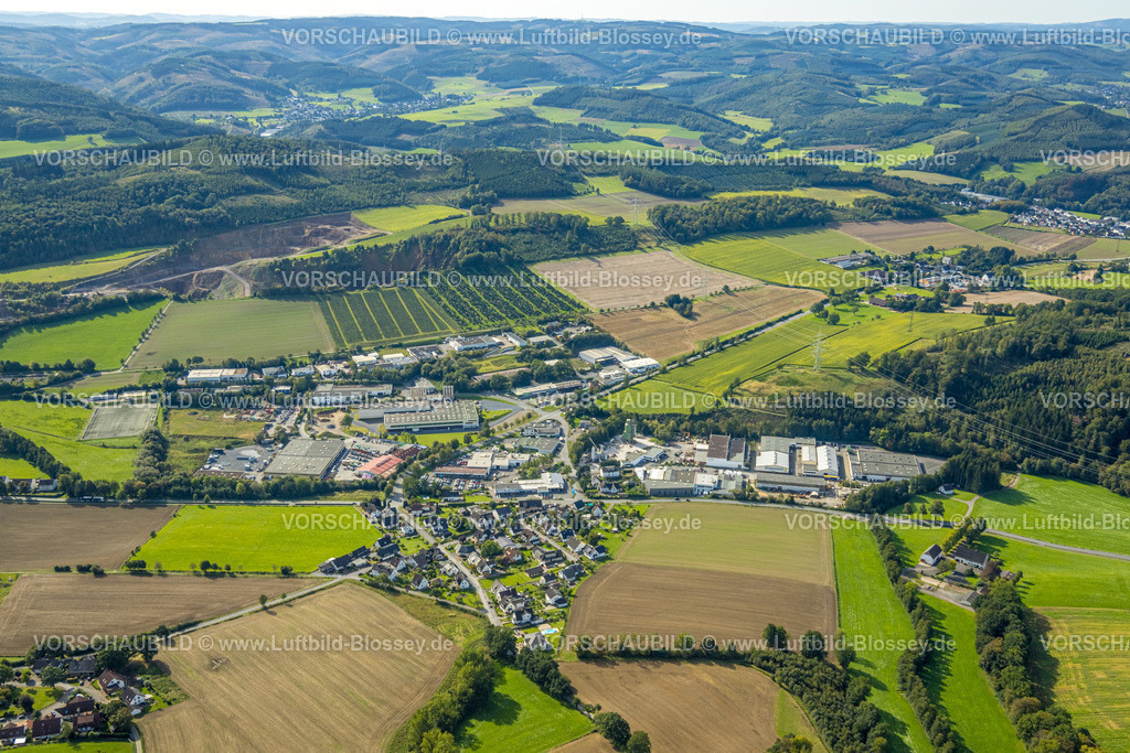 Sundern230905072 | Luftbild, Blome-Tillmann GmbH, Wohnsiedlung Großer Bruch, Westenfeld, Sundern, Sauerland, Nordrhein-Westfalen, Deutschland