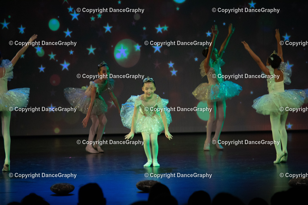 GPHY1898 | DanceGraphy - Realisiert mit Pictrs.com