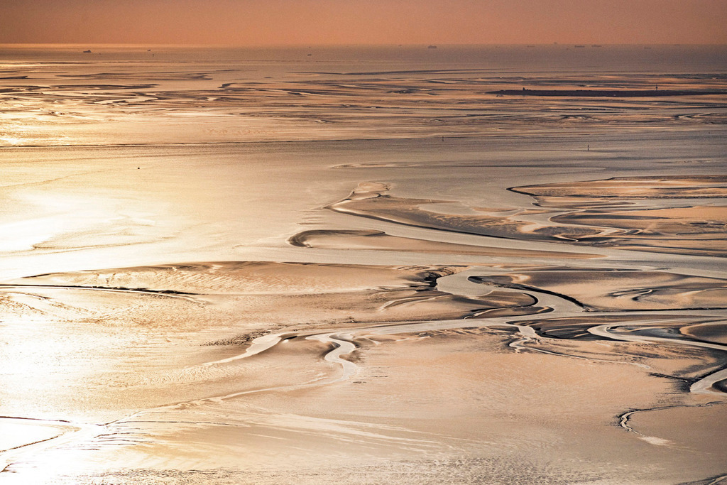 dr__0056870.jpg | KAISER-WILHELM-KOOG 17.09.2020 Wattenmeer der Nordsee- Küste in Kaiser-Wilhelm-Koog im Bundesland Schleswig-Holstein, Deutschland. // Wadden Sea of North Sea Coast in Kaiser-Wilhelm-Koog in the state Schleswig-Holstein, Germany. Foto: Daniel Reiter