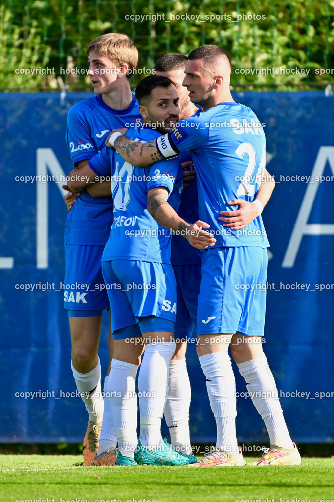 SAK vs. SK Treibach | Jubel SAK Mannschaft, #5 Jakob Geister SAK, #10 Yosifov Svetlozar Angelov SAK, #24 Zoran Vukovic SAK, SAK vs. SK Treibach, SAK vs. SK Treibach am 29.05.2024 in Klagenfurt (Sportpark Welzenegg), Austria, (Photo by Bernd Stefan)