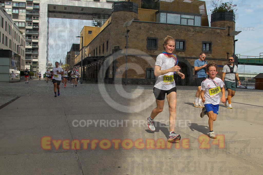 250920_1329_EV4_5775 | Sportfotografie im Rhein-Sieg Kreis, Köln, Bonn, NRW, Rheinland Pfalz, Hessen, etc. Unser Tätigkeitsfeld umfasst den Laufsport vom Volkslauf über den Marathon, Duathlon, Triathon bis zum Ultralauf wie Kölnpfad Ultra oder Schindertrail.