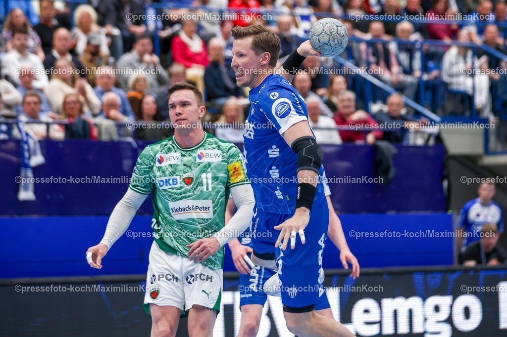 xkwix12042602013 | 2026.04.12, xkwix, Handball, HBL, TBV Lemgo Lippe -  Füchse Berlin, PHOENIX CONTACT arena, 28.Spieltag, Saison 2025 / 2026: Adam Nyfjäll (TBV Lemgo Lippe #22) beim Wurf aufs Tor DFB regulations prohibit any use of photographs as image sequences and or quasi-video. Photo: xKamilxWilkowskixPressefotoKochx