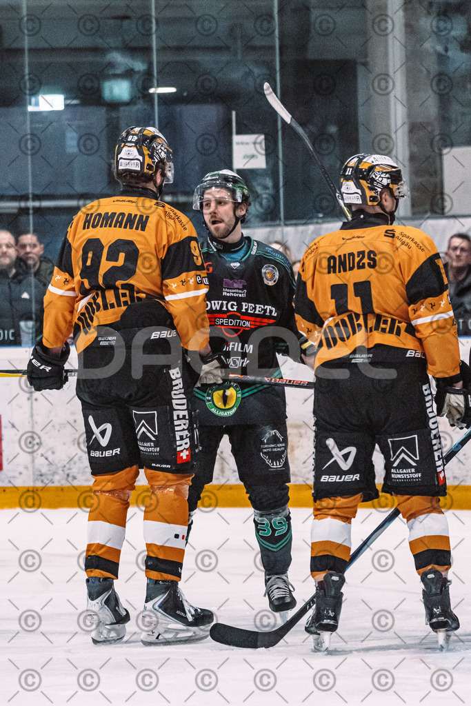 Alligators_vs_Fuessen_01_03_2026_PP-14 | Höchstadt Alligators Fotogalerie: Eishockey-Action aus Franken. Professionelle Spielfotos, Portraits & Stadionbilder zum Download. Jetzt entdecken! - Realisiert mit Pictrs.com