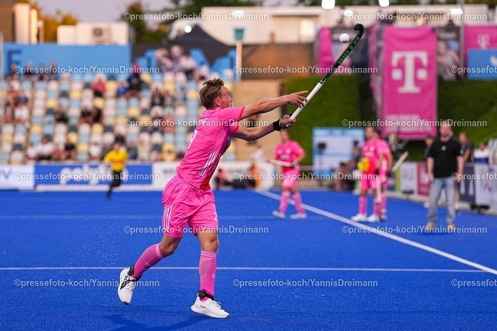 xydrx08082502090 | 08.08.2025, xydrx, Herren EuroHockey Championship 2025, Gruppenphase, Gruppe B, Deutschland - Frankreich, Sparkassenpark Mönchengladbach: Malte Hellwig (Deutsche Feldhockey Nationalmannschaft #29)