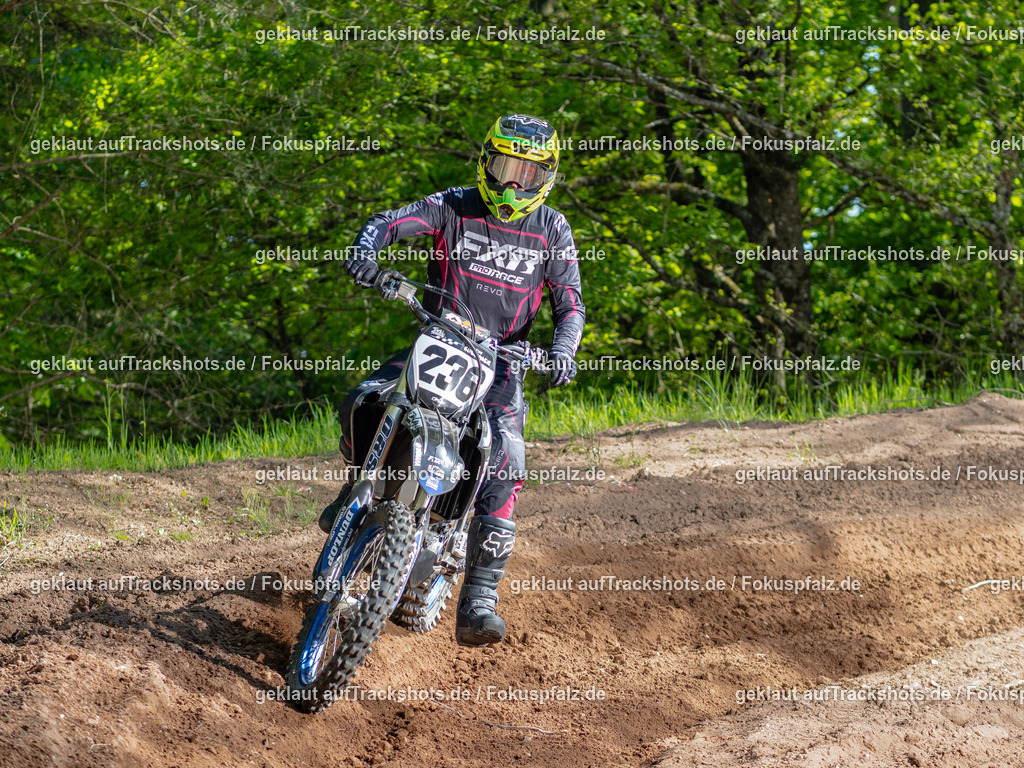 Fischbach-371 | Trackshots.de / Fokuspfalz.de - Realisiert mit Pictrs.com