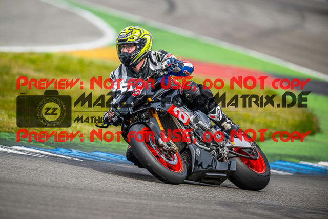 MaZZes_FotoMatrix_230410_6360 | GELB