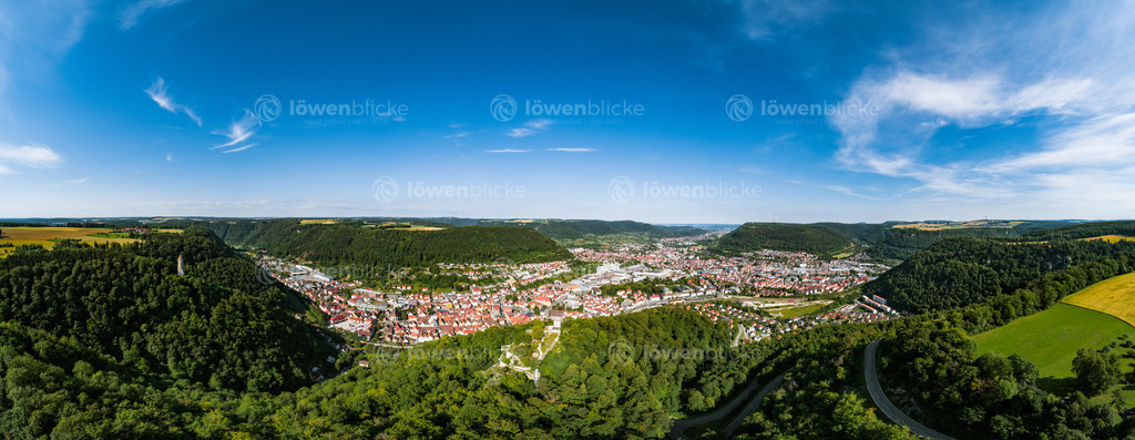 Geislinger Täler aus Richtung der Ruine Helfenstein | löwenblicke | shop