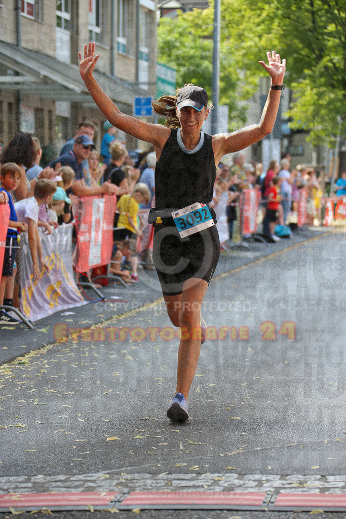 220625_1647_EX1_5004 | Sportfotografie im Rhein-Sieg Kreis, Köln, Bonn, NRW, Rheinland Pfalz, Hessen, etc. Unser Tätigkeitsfeld umfasst den Laufsport vom Volkslauf über den Marathon, Duathlon, Triathon bis zum Ultralauf wie Kölnpfad Ultra oder Schindertrail.