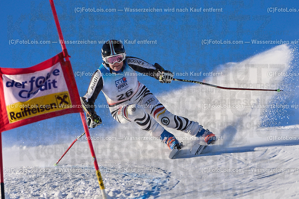 ALP3675_MASTERS-Cup_GS-C Damen_Neubert Claudia | (C)FotoLois.com, Alois Spandl. FIS Masters-Cup Wildschönau, Giant Slalom auf der Piste Schatzberg GS, Siegerehrung auf dem Dorfplatz Niederau, Sa 13. Januar 2024.