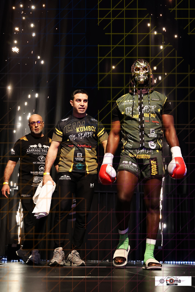 Finale Akingbade vs Kombou 25.04.2026 tomafocus Tb00102 | professionelle Sport- und Eventfotografie von Tomafocus – dynamische Bilder, emotionale Momente und hochwertige Aufnahmen für jeden Anlass. - Realisiert mit Pictrs.com