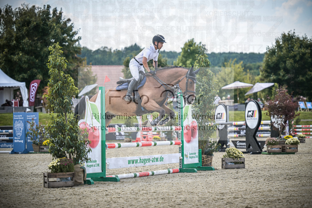 DOS_6880 | Entdecke hochwertige Reitturnierfotos von Foto Oger. Professionell, emotional und authentisch – jetzt Lieblingsmomente im Shop bestellen.Deutschlandweite Turnierfotografie. - Realisiert mit Pictrs.com