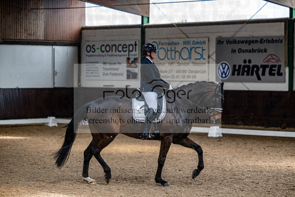 20240310-DOS_9989 | Entdecke hochwertige Reitturnierfotos von Foto Oger. Professionell, emotional und authentisch – jetzt Lieblingsmomente im Shop bestellen.Deutschlandweite Turnierfotografie. - Realisiert mit Pictrs.com